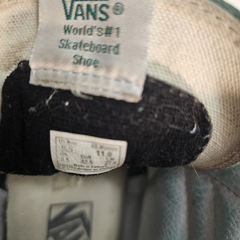 VANS skater shoes teal green Mens 9.5 US - Picture 9 of 9